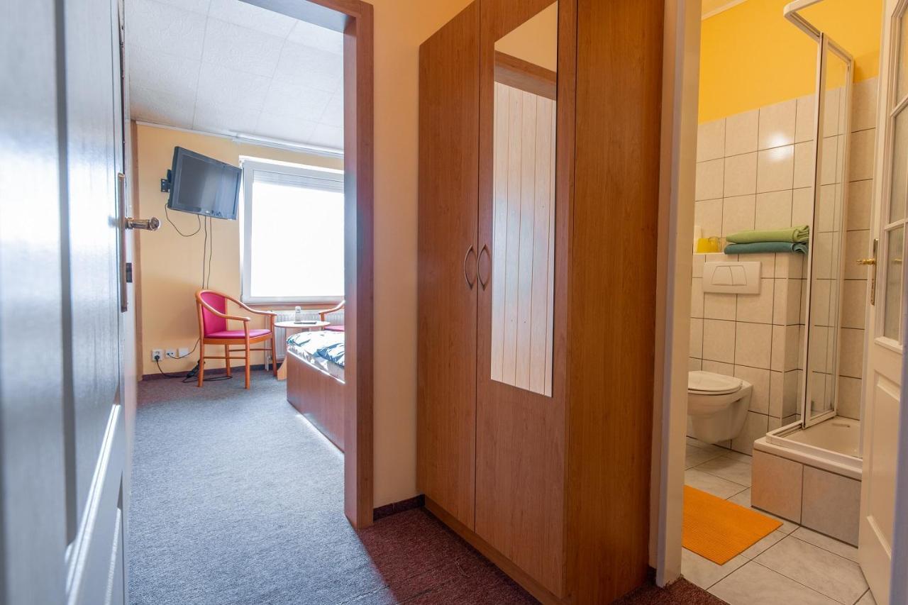 Penzion Skolicka Praga Zewnętrze zdjęcie