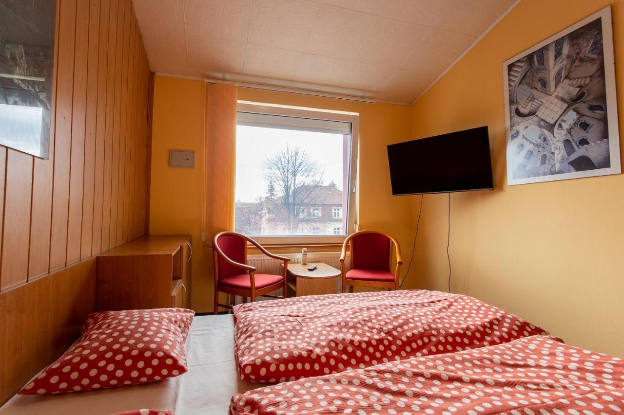 Penzion Skolicka Praga Zewnętrze zdjęcie